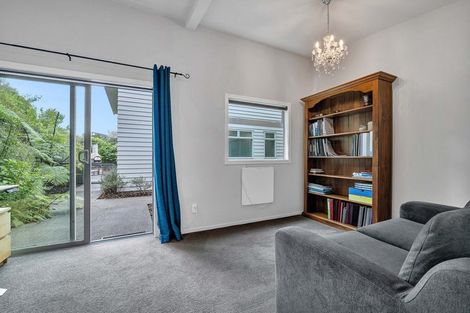 Photo of property in 4 Cherry Lane, Hurdon, New Plymouth, 4310