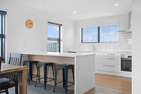 Photo of property in 27 Lovelock Avenue, Rolleston, 7615