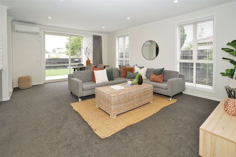 Photo of property in 2 Pryce Place, Silverdale, Hamilton, 3216