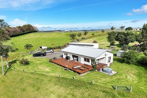 Photo of property in 3203 Pouto Road, Te Kopuru, 0391
