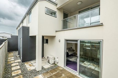 Photo of property in 496c Barbadoes Street, Edgeware, Christchurch, 8013