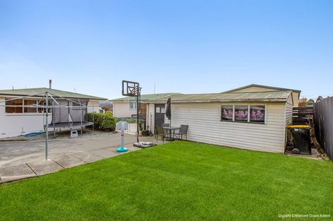 Photo of property in 2 Dale Crescent, East Gore, Gore, 9710