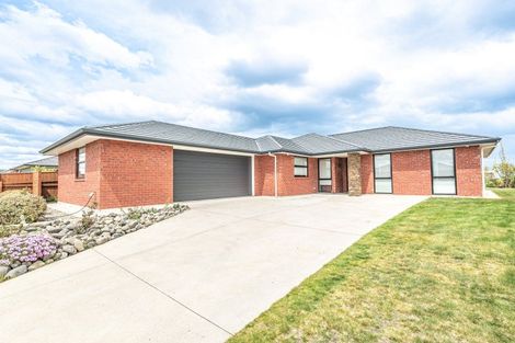 Photo of property in 39 Magnolia Crescent, Tawhero, Whanganui, 4501