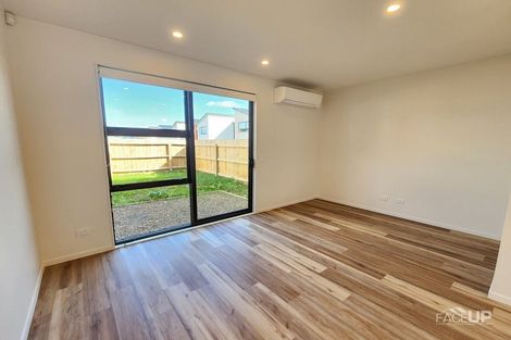 Photo of property in 8 Landing Path Drive, Hobsonville, Auckland, 0616