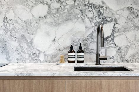 Photo of property in 21d Arahia Street, Northcote, Auckland, 0627