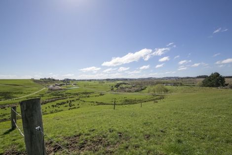 Photo of property in 280a Rimmer Road, Helensville, 0875