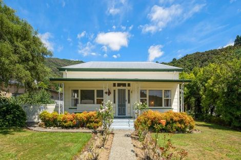 Photo of property in 53 Main Rd Havelock, Havelock, 7100