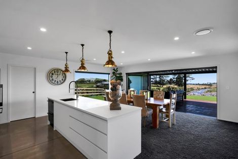 Photo of property in 90 Peters Road, Kaimiro, Inglewood, 4386
