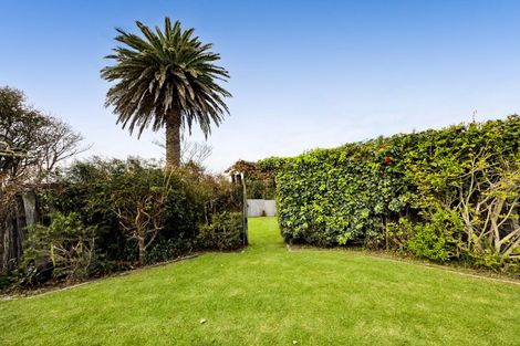 Photo of property in 63 Longfellow Road, Opunake, 4616