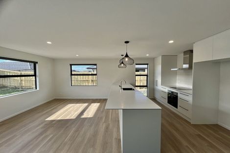 Photo of property in 5 Edgar Way, Rolleston, 7614