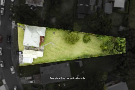 Photo of property in 4 Pomelo Road, Te Atatu South, Auckland, 0610