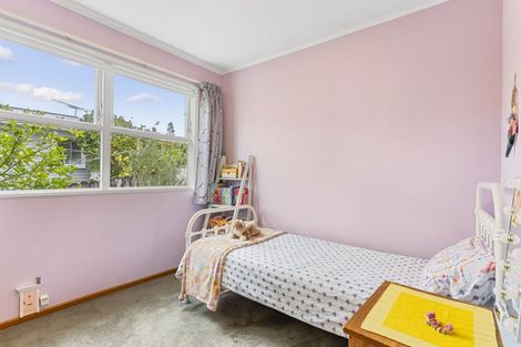 Photo of property in 3 Macnay Way, Murrays Bay, Auckland, 0630