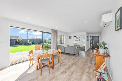 Photo of property in 28 Lunn Crescent, Leeston, 7632