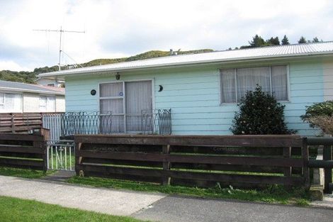 Photo of property in 291a Wellington Road, Wainuiomata, Lower Hutt, 5014