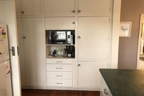 Photo of property in 299 Fitzherbert Avenue, West End, Palmerston North, 4410