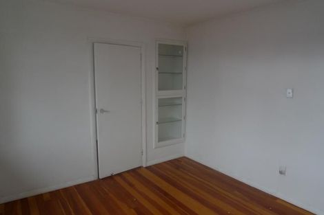 Photo of property in 31 Helston Road, Johnsonville, Wellington, 6037