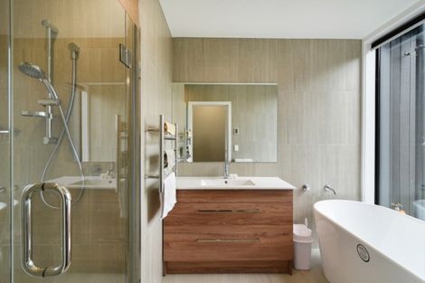 Photo of property in 13 Kotuku Lane, Jacks Point, Queenstown, 9371