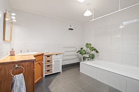Photo of property in 15a Terrace Road, Leithfield, Amberley, 7481