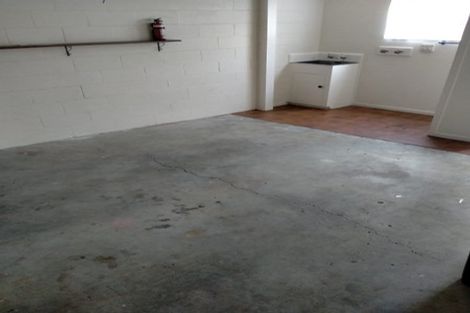 Photo of property in 44 Saint Ronans Avenue, Waterloo, Lower Hutt, 5011