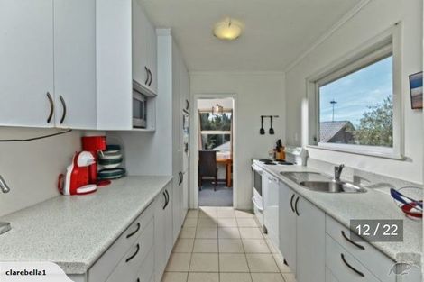 Photo of property in 23 Ellice Road, Totara Vale, Auckland, 0629