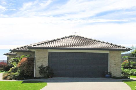 Photo of property in 17 Summerhaven Place, Ohauiti, Tauranga, 3112