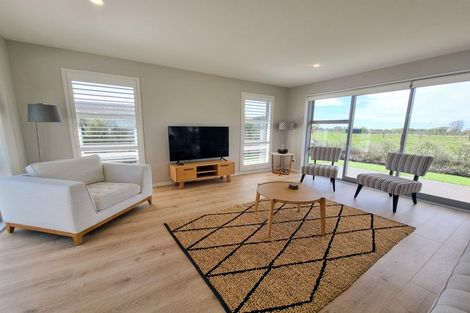 Photo of property in 24 Spencer Place, Springlands, 7201
