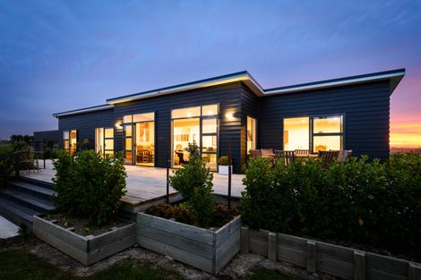Photo of property in 567 Lethbridge Road, Halcombe, 4775
