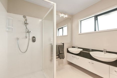 Photo of property in 10 Atkins Lane, Hamurana, Rotorua, 3097