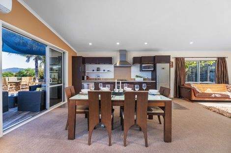 Photo of property in 16 Tironui Place, Whitianga, 3510