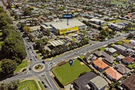 Photo of property in 77 Queen Street, Pukekohe, 2120