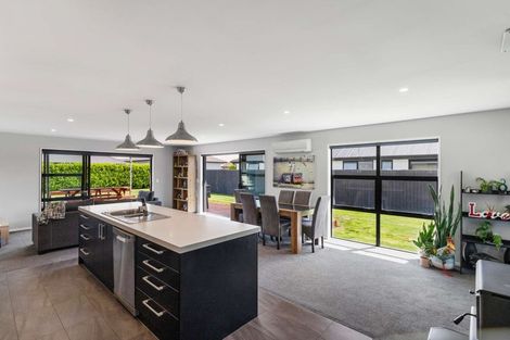 Photo of property in 33 Navy Loop, Rolleston, 7614