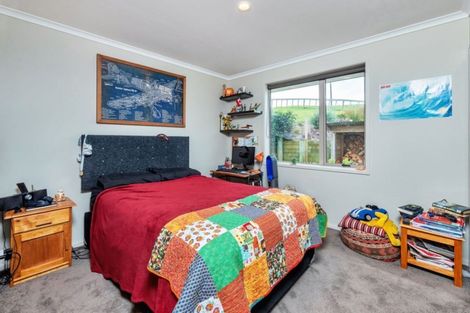 Photo of property in 64 Kaipara Coast Highway, Helensville, Kaukapakapa, 0871