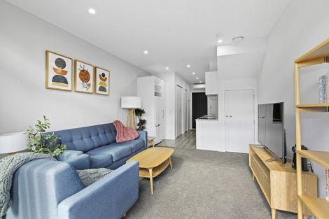 Photo of property in 5 Glen Evans Crescent, Fairfield, Lower Hutt, 5011