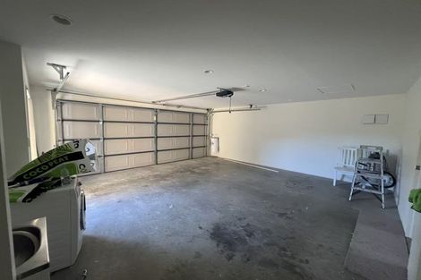 Photo of property in 2 Deerfield Place, Flat Bush, Auckland, 2019