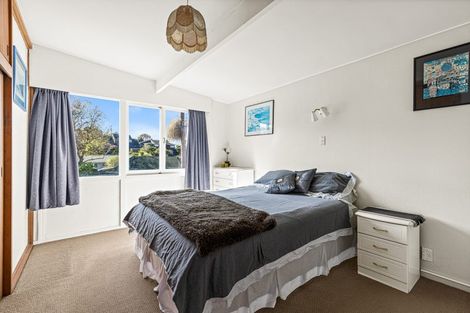 Photo of property in 1/1 Jeanette Place, Mairangi Bay, Auckland, 0630