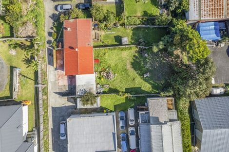 Photo of property in 8 Westward Ho, Glen Eden, Auckland, 0602