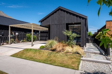 Photo of property in 8 Longlands Street, Lake Hayes, Queenstown, 9304