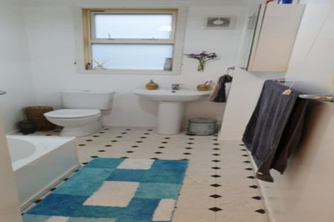 Photo of property in 2/46 South Karori Road, Karori, Wellington, 6012