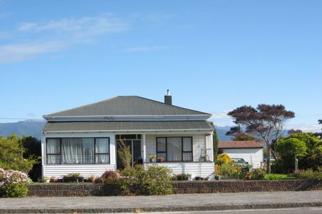 Photo of property in 38 Brougham Street, Westport, 7825