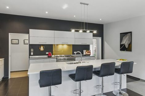 Photo of property in 48 Kotuku Drive, Paraparaumu Beach, Paraparaumu, 5032