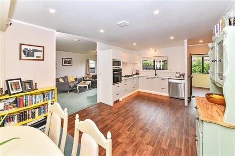 Photo of property in 94b Clevedon Road, Papakura, 2110