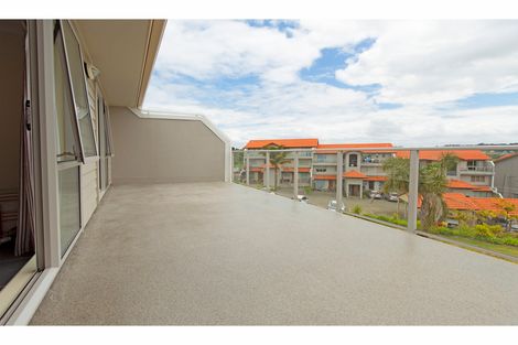 Photo of property in 340 Gulf Harbour Drive, Gulf Harbour, Whangaparaoa, 0930