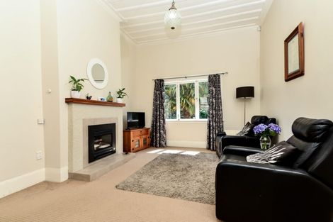 Photo of property in 15 Myrtle Street, Hamilton East, Hamilton, 3216