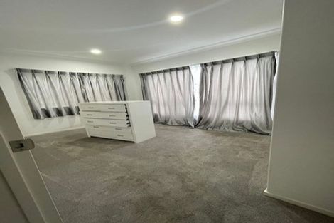 Photo of property in 34 Lime Hill Rise, Flat Bush, Auckland, 2019