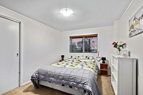 Photo of property in 325 Don Buck Road, Massey, Auckland, 0614