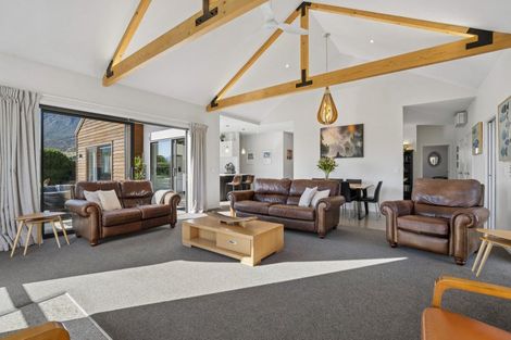 Photo of property in 60 Cunninghams Drive, Jacks Point, Queenstown, 9371