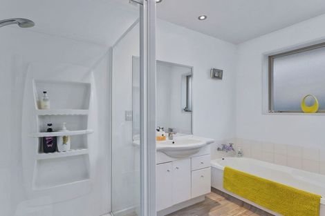 Photo of property in 27 Dryden Avenue, Rolleston, 7614