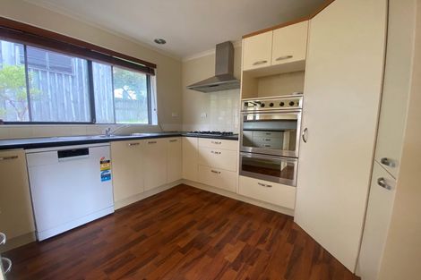 Photo of property in 9 Louvain Place, Greenhithe, Auckland, 0632