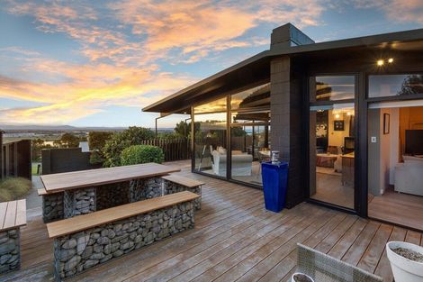 Photo of property in 65 Cannon Hill Crescent, Mount Pleasant, Christchurch, 8081