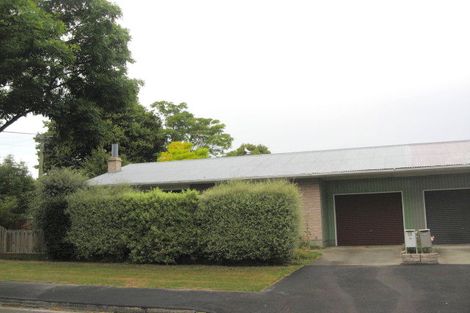 Photo of property in 2/38 Dee Street, St Albans, Christchurch, 8014